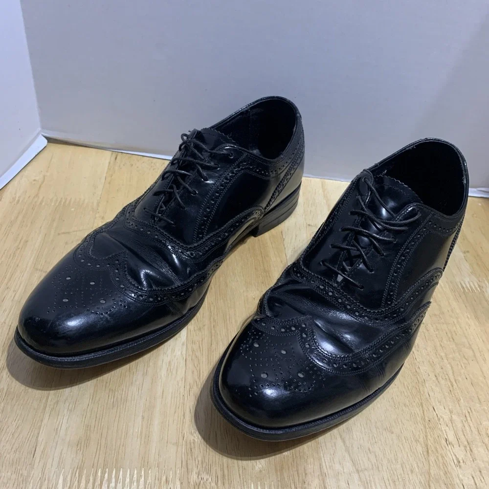 Florsheim Mens 10.5D Black Flexible Fiben Insole Leather Wingtip Oxford Dress